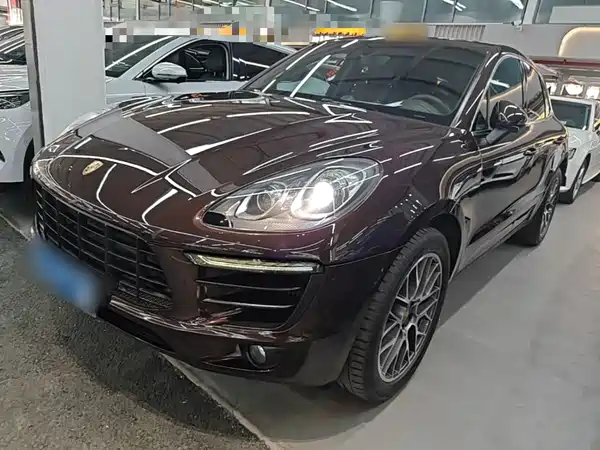 Porsche Macan 2015