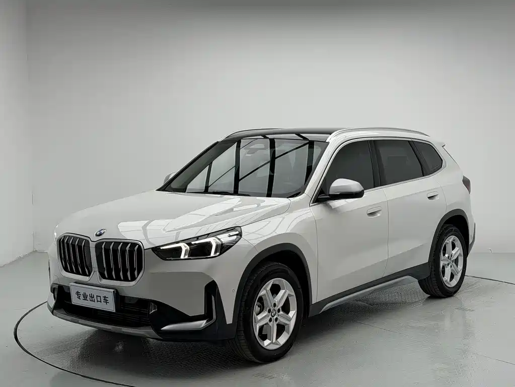 BMW X1 2023 — фото 1