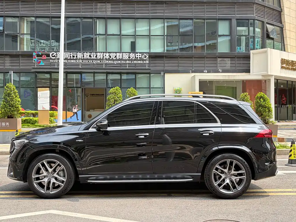 Mercedes-Benz GLE AMG 2024 — фото 3