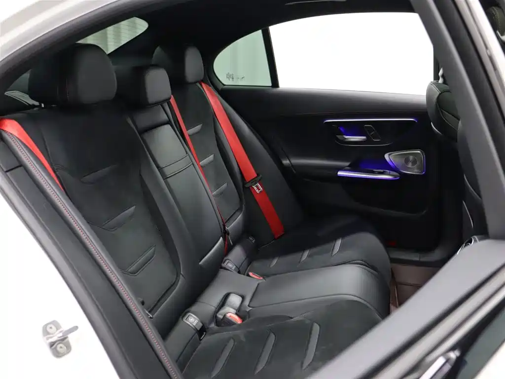 Mercedes-Benz C-Class AMG 2024 — фото 22