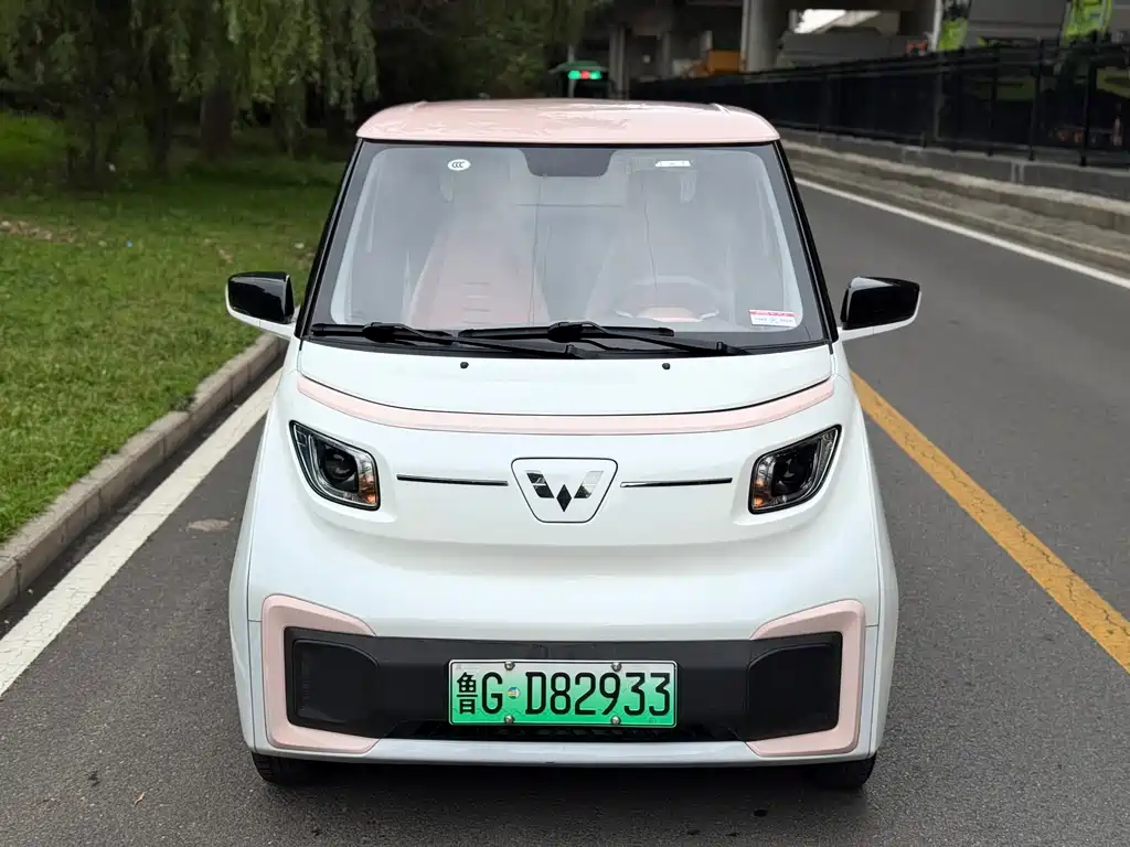 Wuling Nano EV 2021 — фото 2
