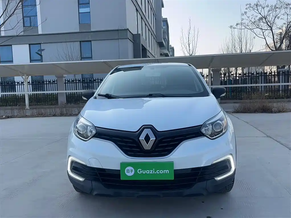 Renault Captur 2019 — фото 18