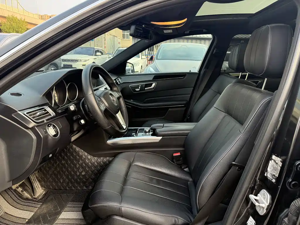 Mercedes-Benz E-Class 2015 — фото 4
