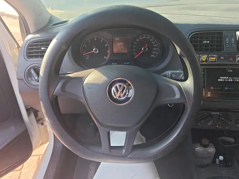 Volkswagen Polo 2018 — фото 15