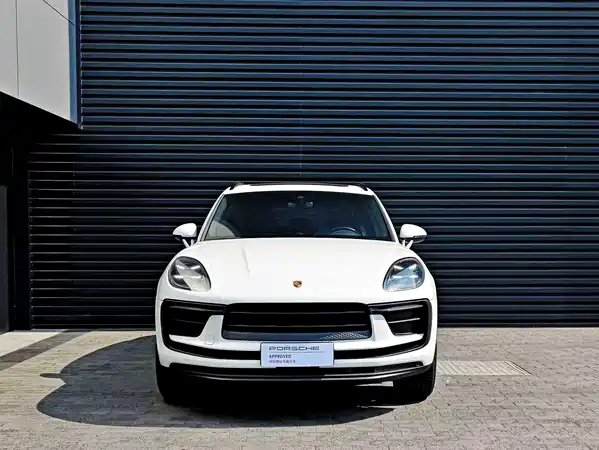 Porsche Macan 2022