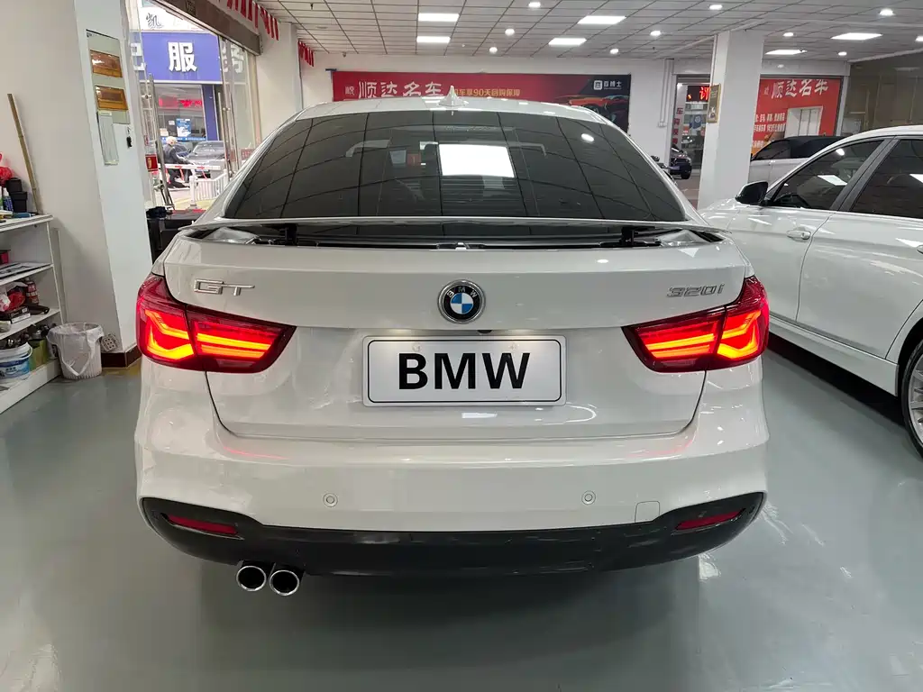 BMW 3 Series GT 2020 — фото 4