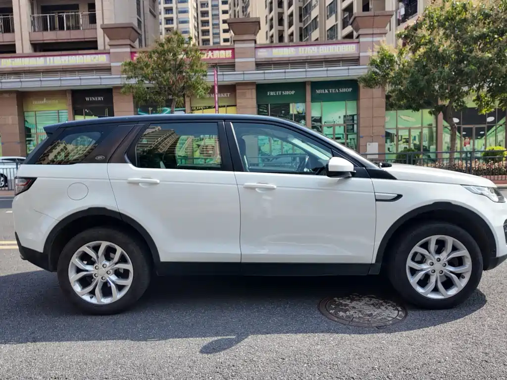 Land Rover Discovery Sport 2017