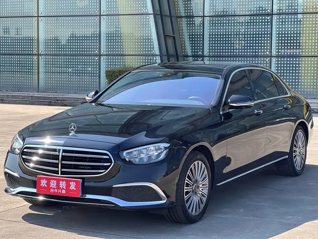 Mercedes-Benz E-Class 2023