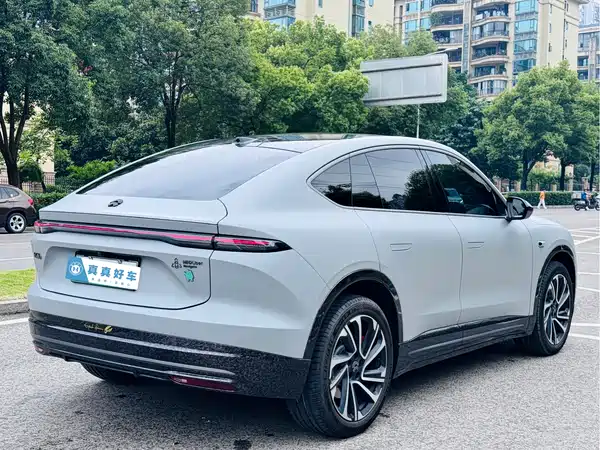 NIO EC6 2025