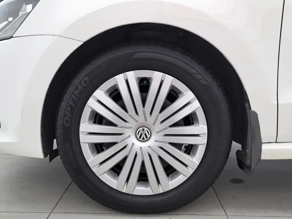 Volkswagen Polo 2018 — фото 17