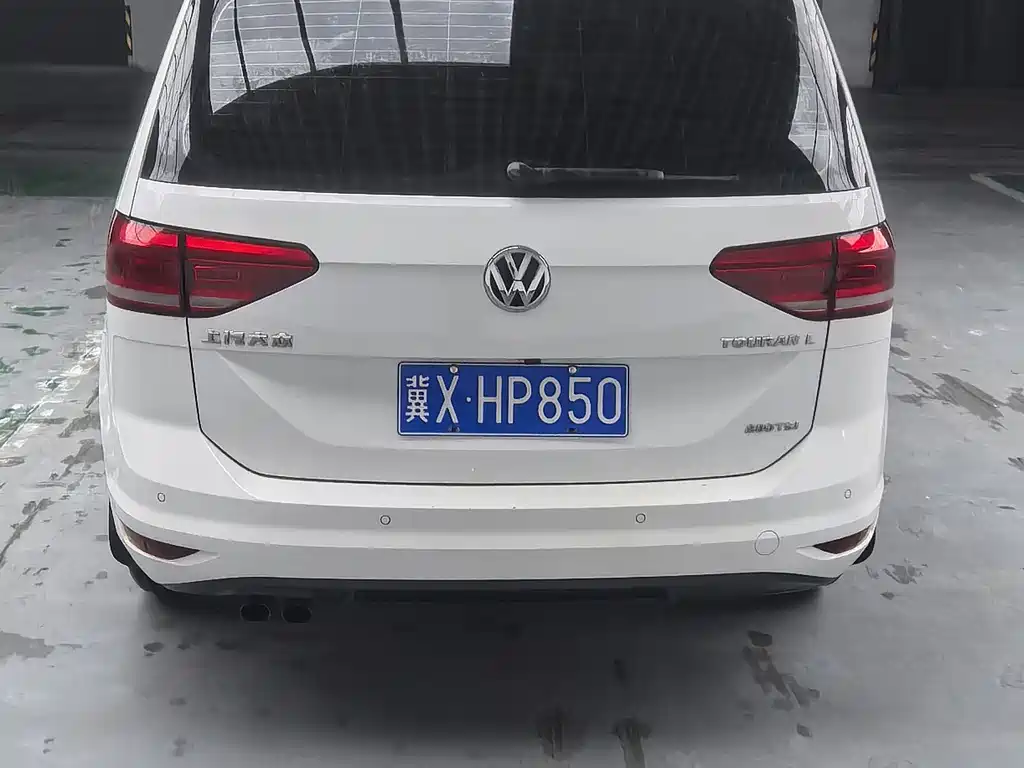 Volkswagen Touran 2019 — фото 2