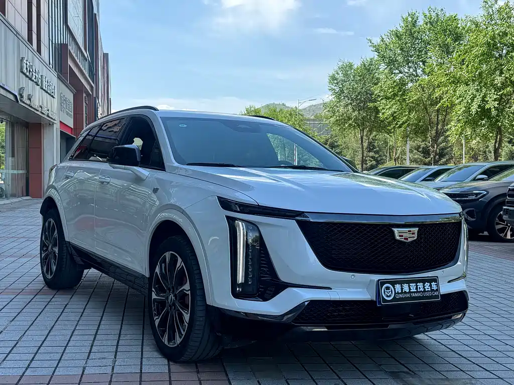 Cadillac XT5 2024 — фото 3