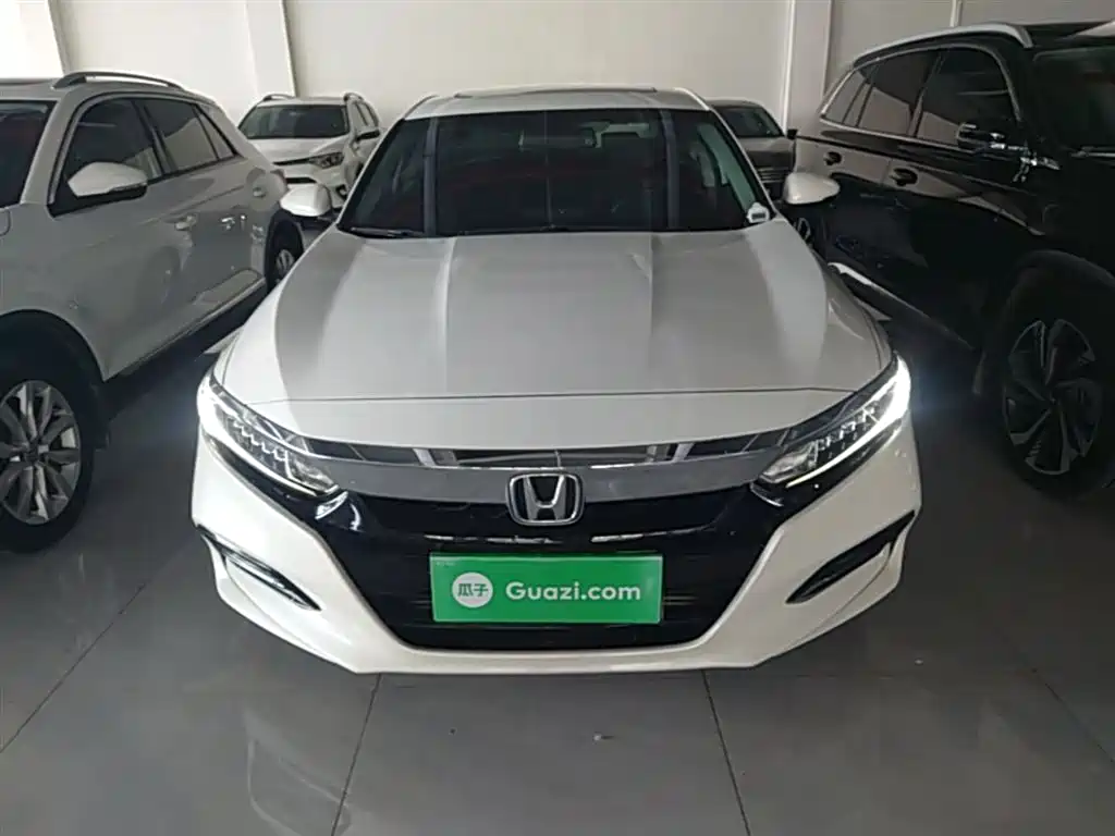 Honda Accord 2018 — фото 3