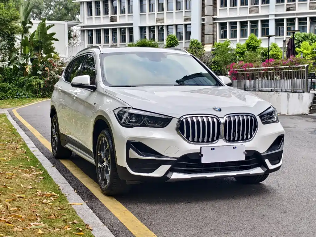 BMW X1 2020 — фото 3