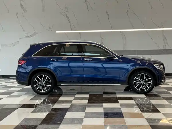 Mercedes-Benz GLC 2021