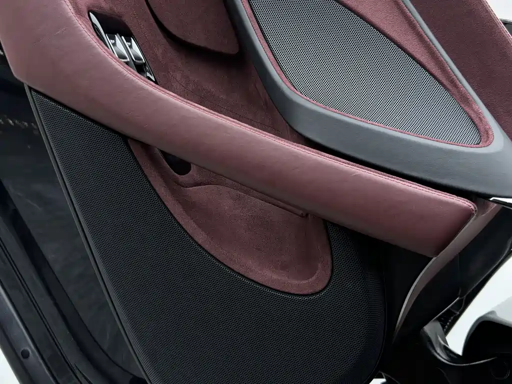 McLaren GT 2022 — фото 13