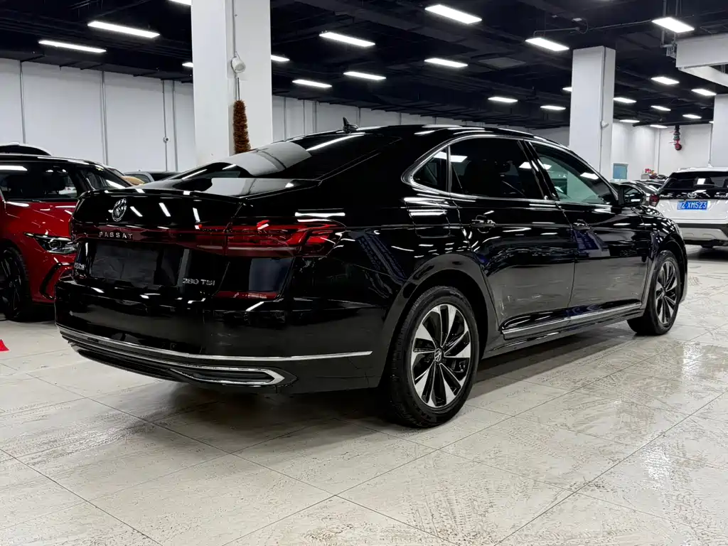Volkswagen Passat 2022