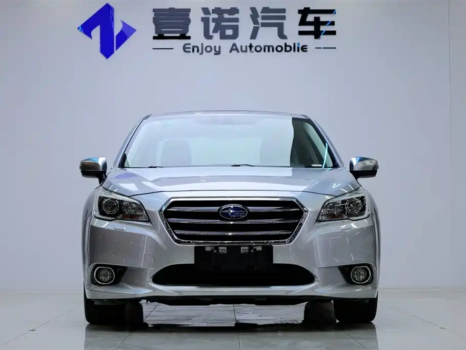 Subaru Legacy 2016 — фото 2