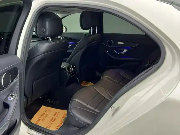 Mercedes-Benz C-Class 2019