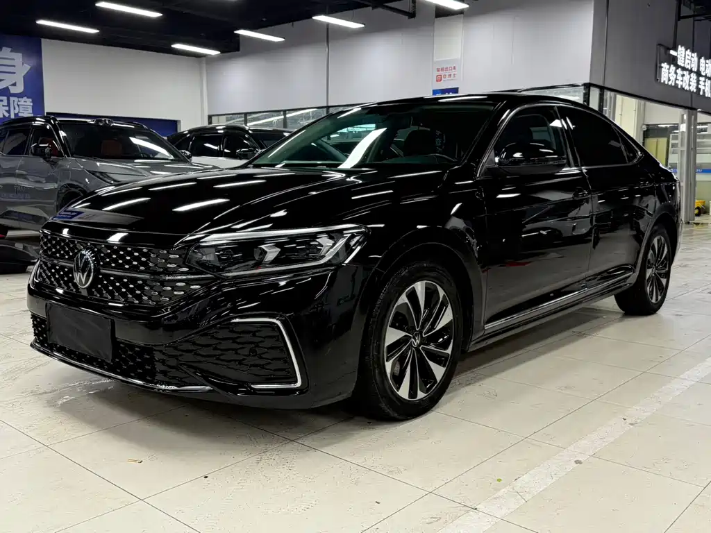 Volkswagen Passat 2022
