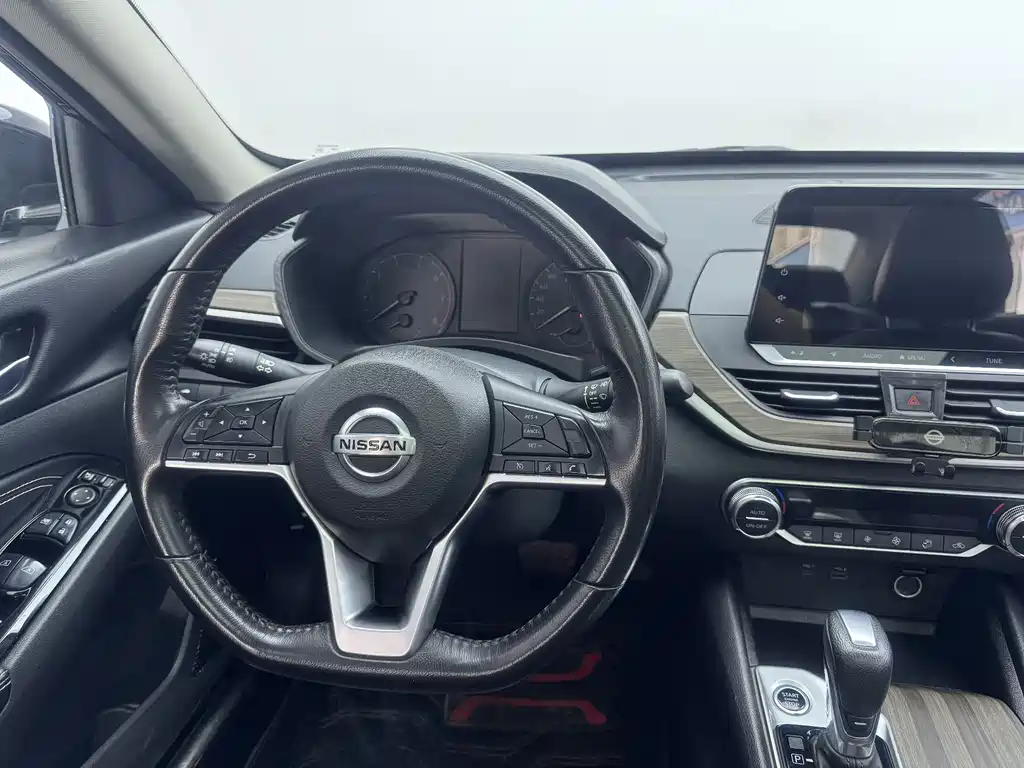 Nissan Teana 2022 — фото 14
