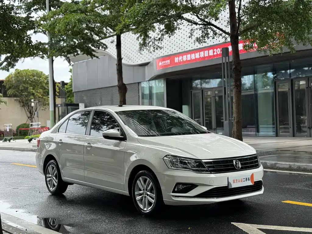 Volkswagen Jetta 2018 — фото 3