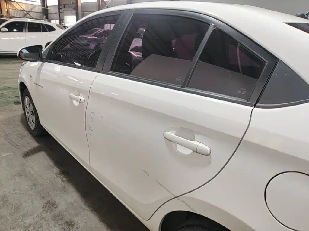 Toyota Yaris L 2019