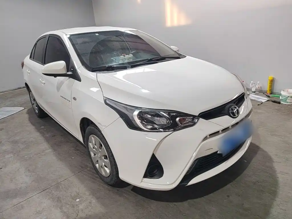 Toyota Yaris L 2019