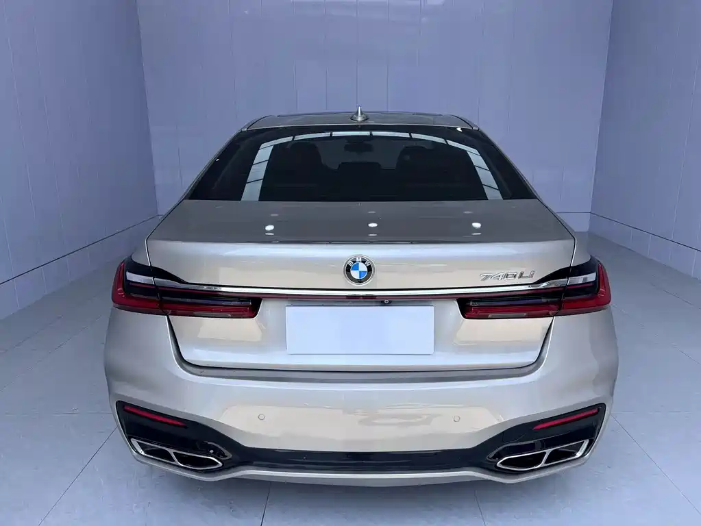 BMW 7 Series 2017 — фото 4