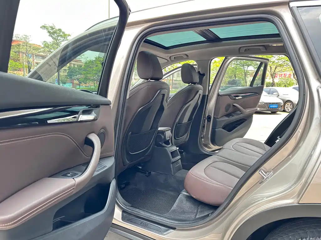 BMW X1 2020 — фото 10