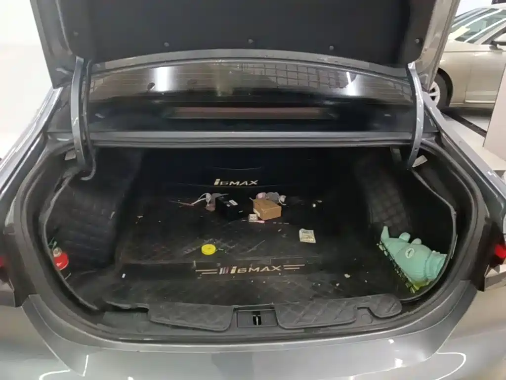 Roewe i6 MAX 2020 — фото 19