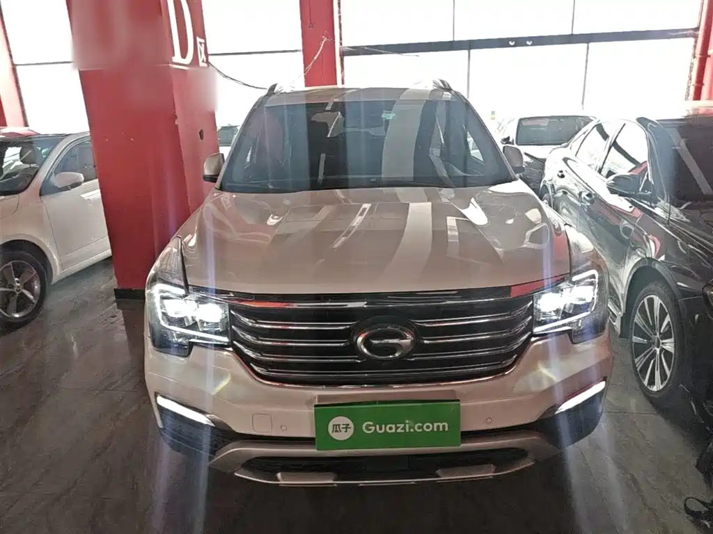 GAC Motor Trumpchi GS8 2017 — фото 3