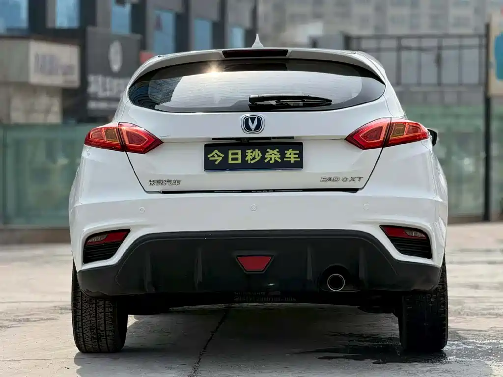 Changan Eado XT 2017 — фото 8