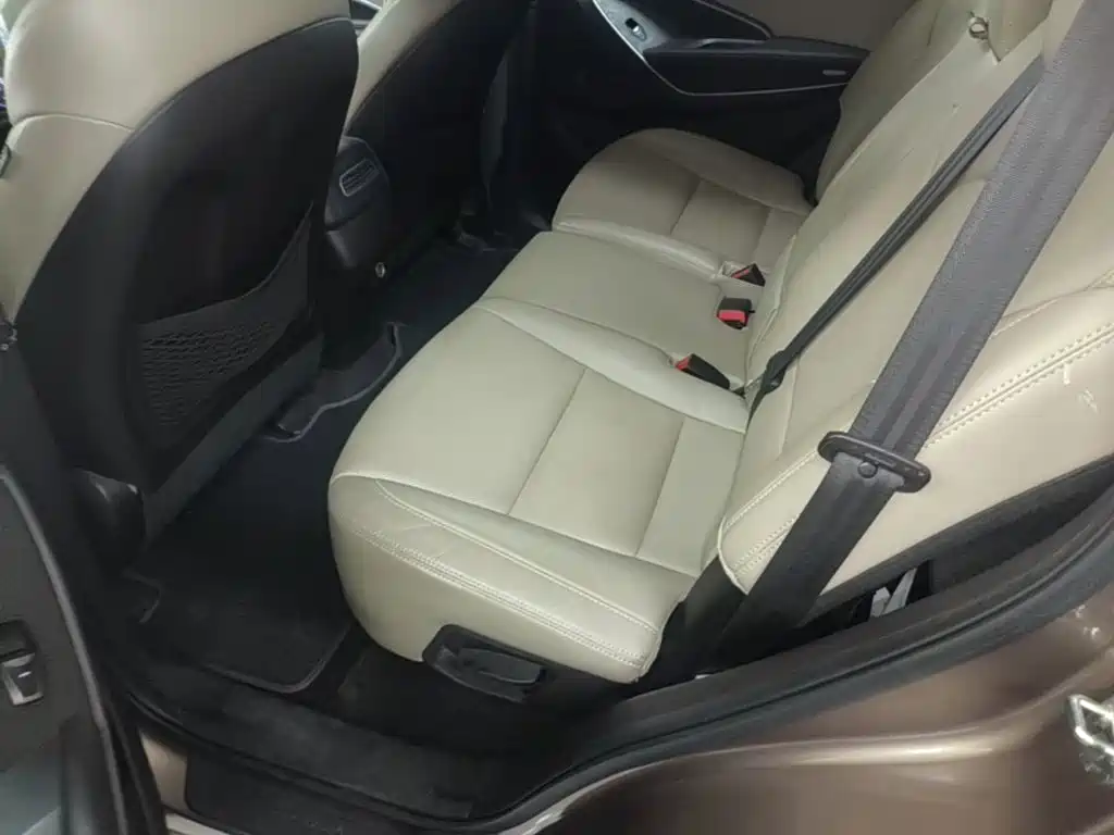 Hyundai Santa Fe 2015 — фото 17