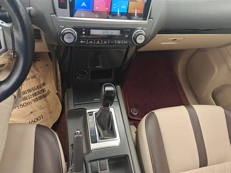 Toyota Prado 2017 — фото 16