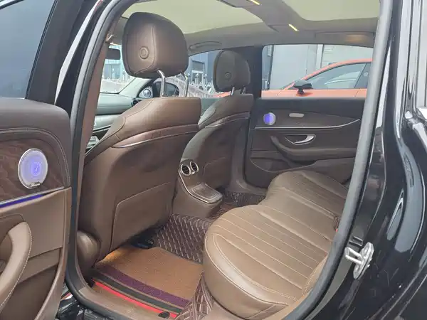 Mercedes-Benz E-Class 2023