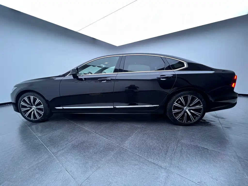 Volvo S90 2024 — фото 3