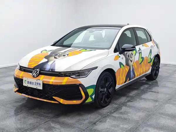 Volkswagen Golf 2024