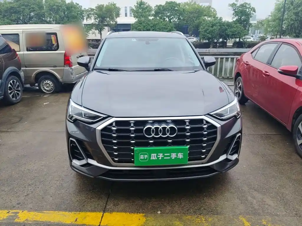 Audi Q3 2021