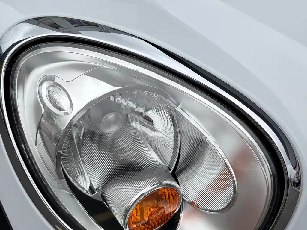 MINI Countryman 2015 — фото 12