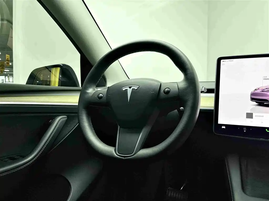 Tesla Model Y 2023 — фото 12