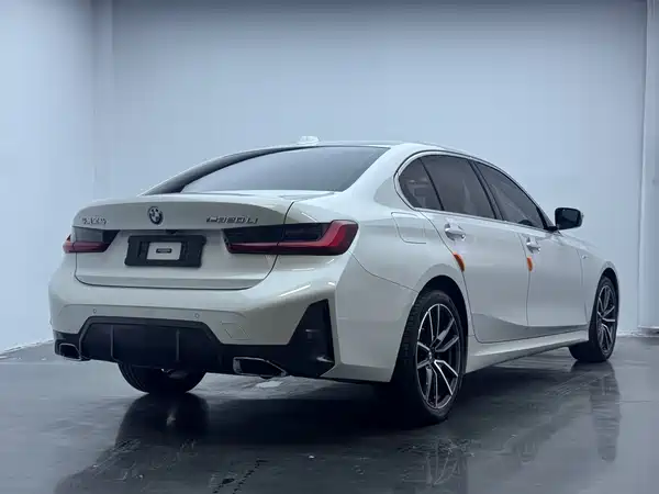 BMW 3 Series 2023