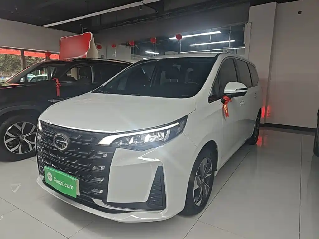 GAC Trumpchi M6 2023 — фото 1