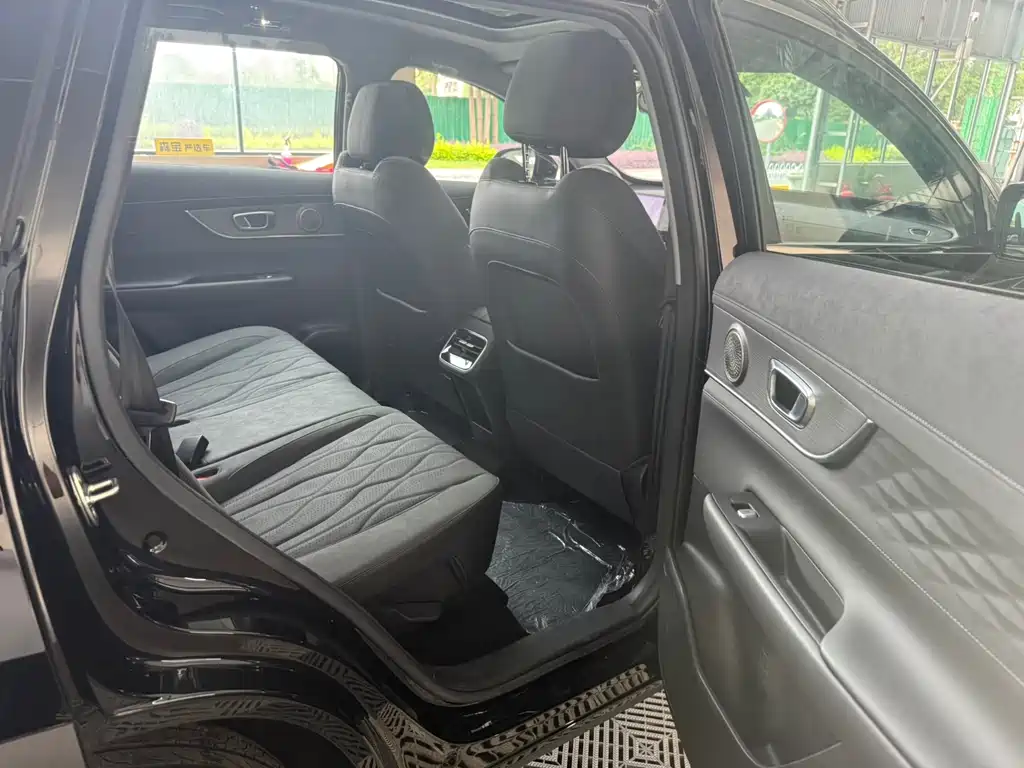 Chery Tiggo 8 PLUS 2025 — фото 16