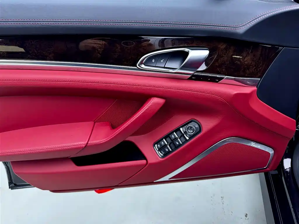 Porsche Panamera 2016 — фото 11