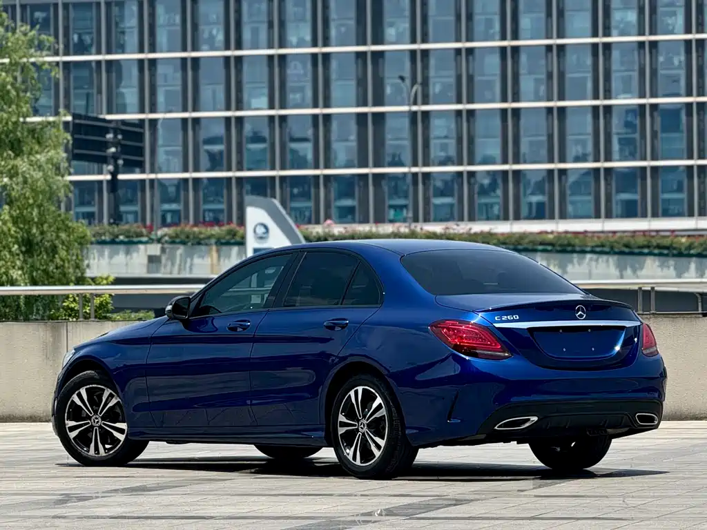 Mercedes-Benz C-Class 2019 — фото 3