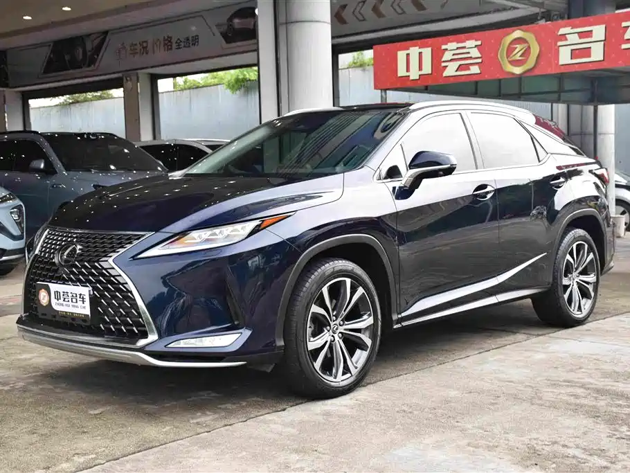 Lexus RX 2020 — фото 1