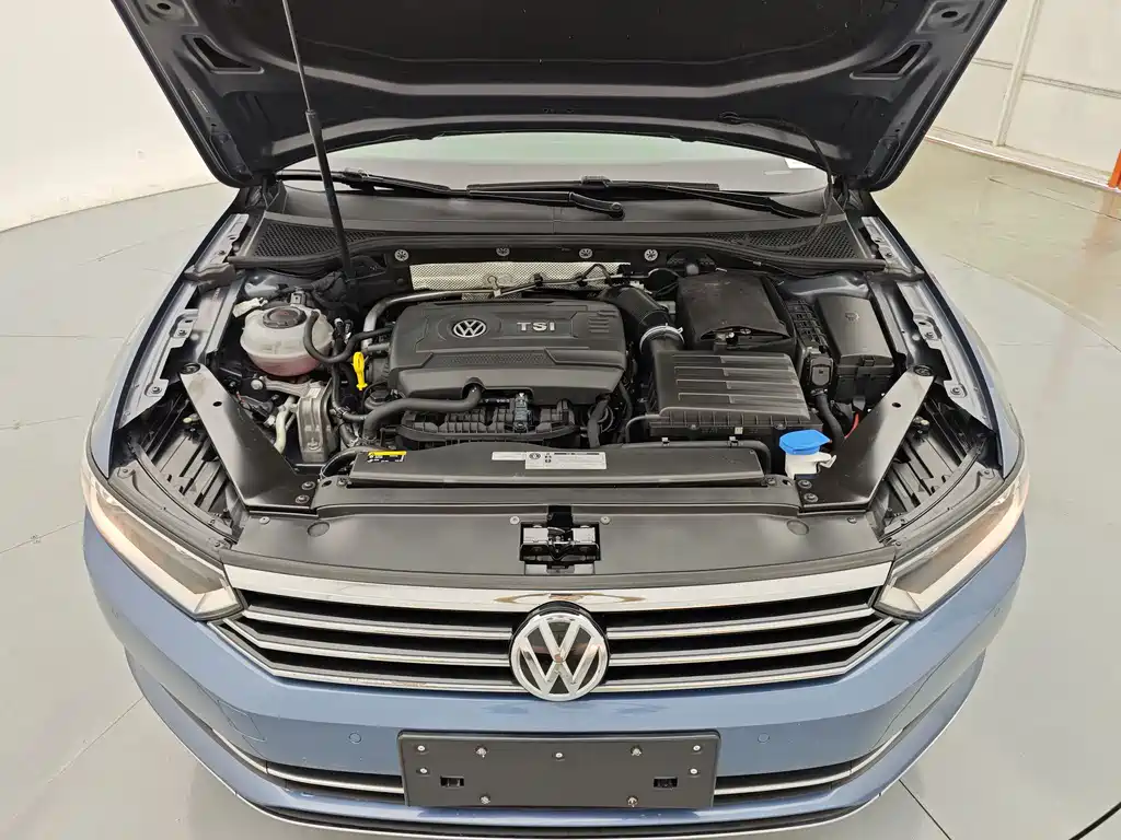 Volkswagen Viloran 2018 — фото 30