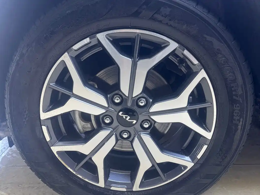 Kia KX3 2022 — фото 23