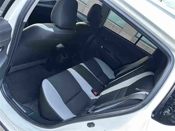 Toyota Yaris L 2022
